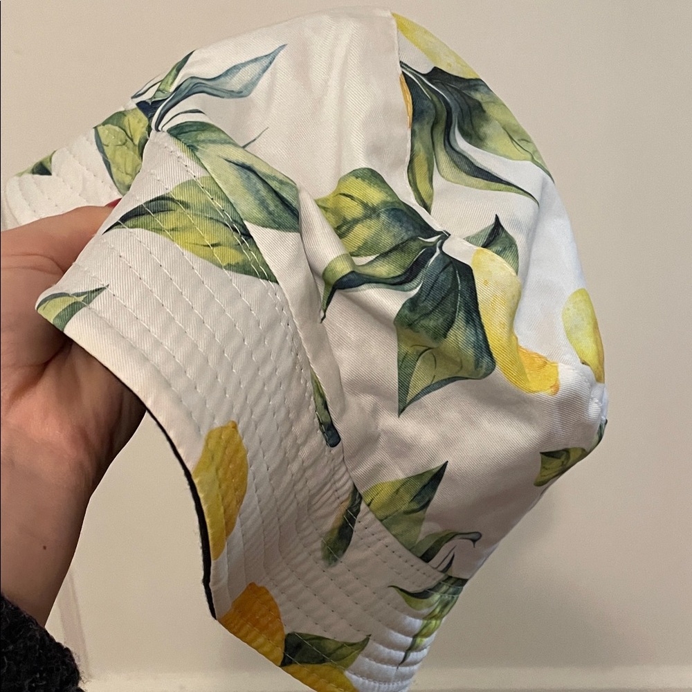 Lemon Print Bucket Hat